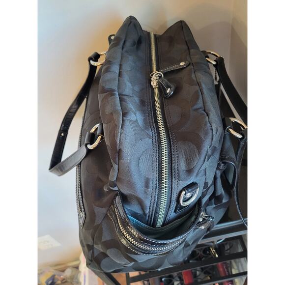 Coach Black Signature Sateen Diaper Bag With Pad Tote Bag Large A0969-13629 EUC - Picture 5 of 16